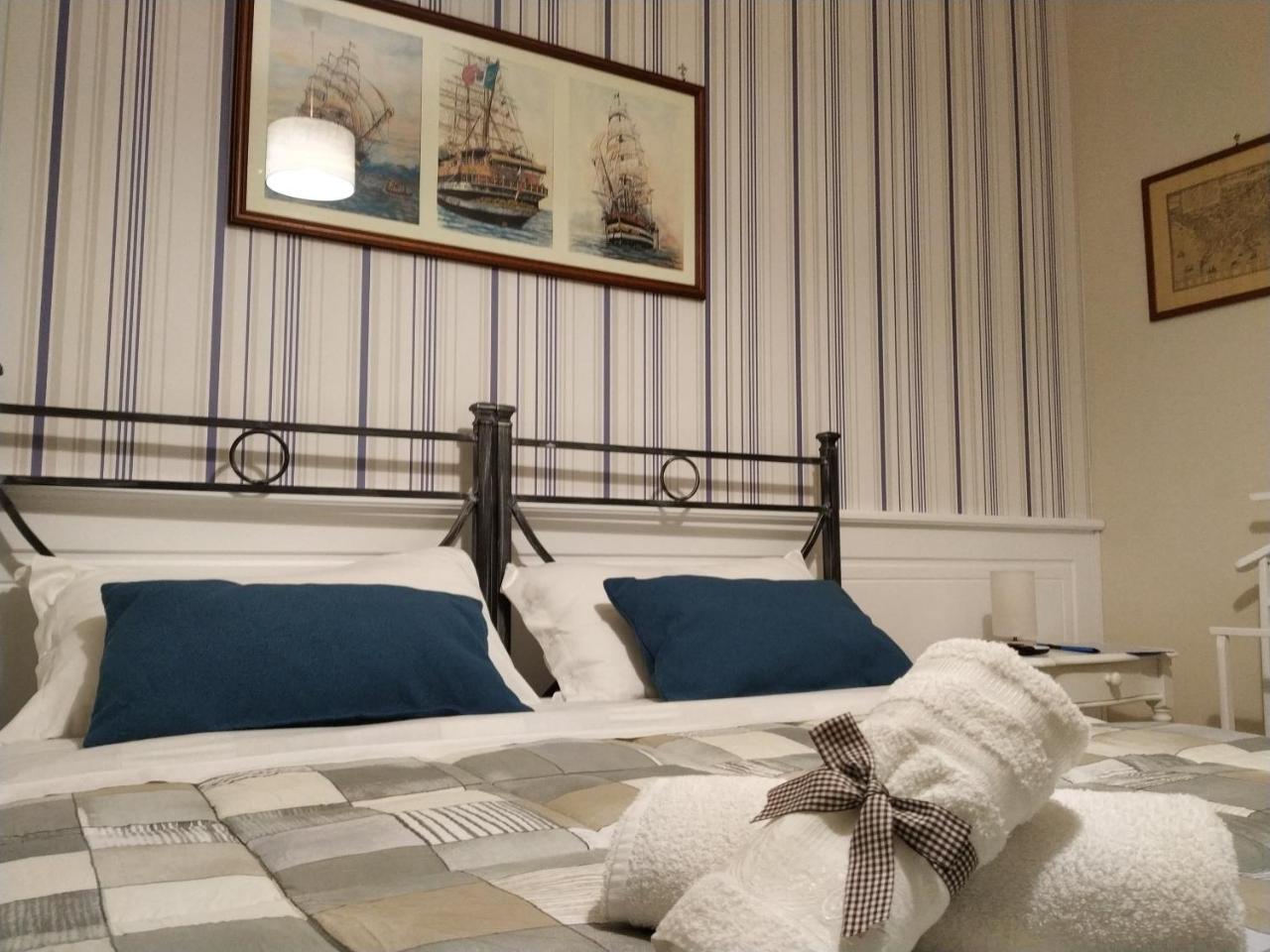 Il Timone B&B กาสเตลลัมมาเร ดิ สตาเบีย ภายนอก รูปภาพ